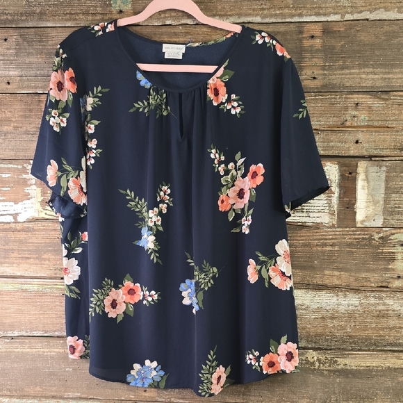 Van Heusen Blue and Pink Flutter Sleeve Blouse, Plus Size XXL - Picture 1 of 4